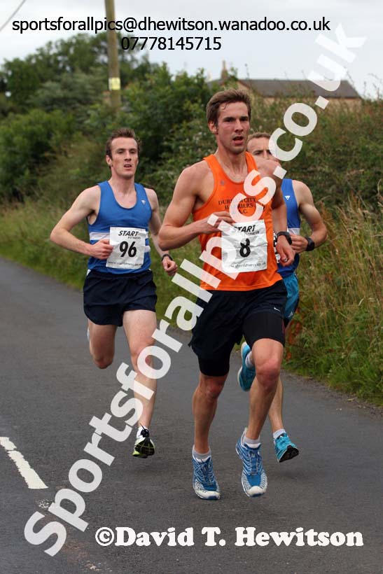 Start of the Morpeth 10k Road Race. Photo: David T. Hewitson/Sports for All Pics